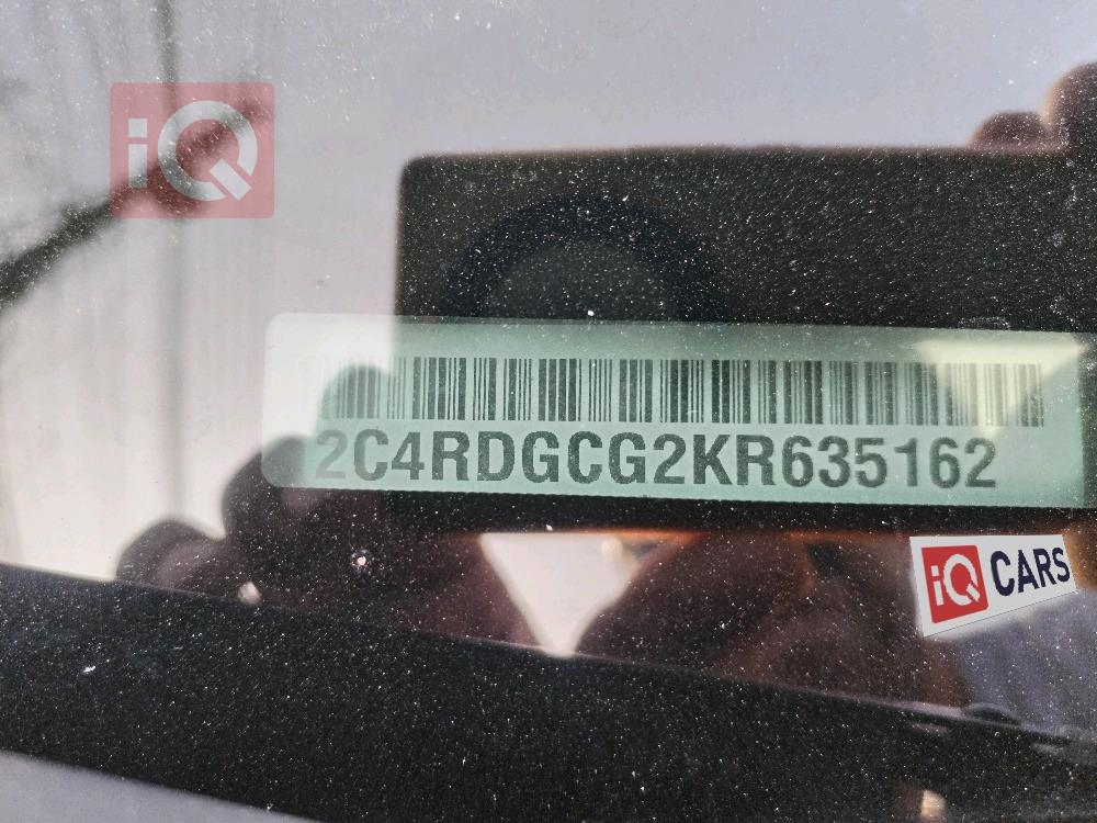 دودج جراند كارافان